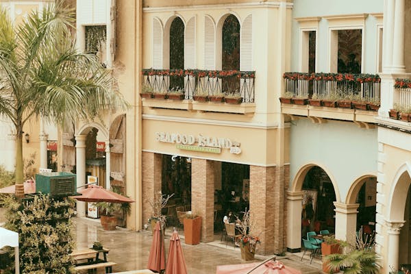 HOA Community Landscaping